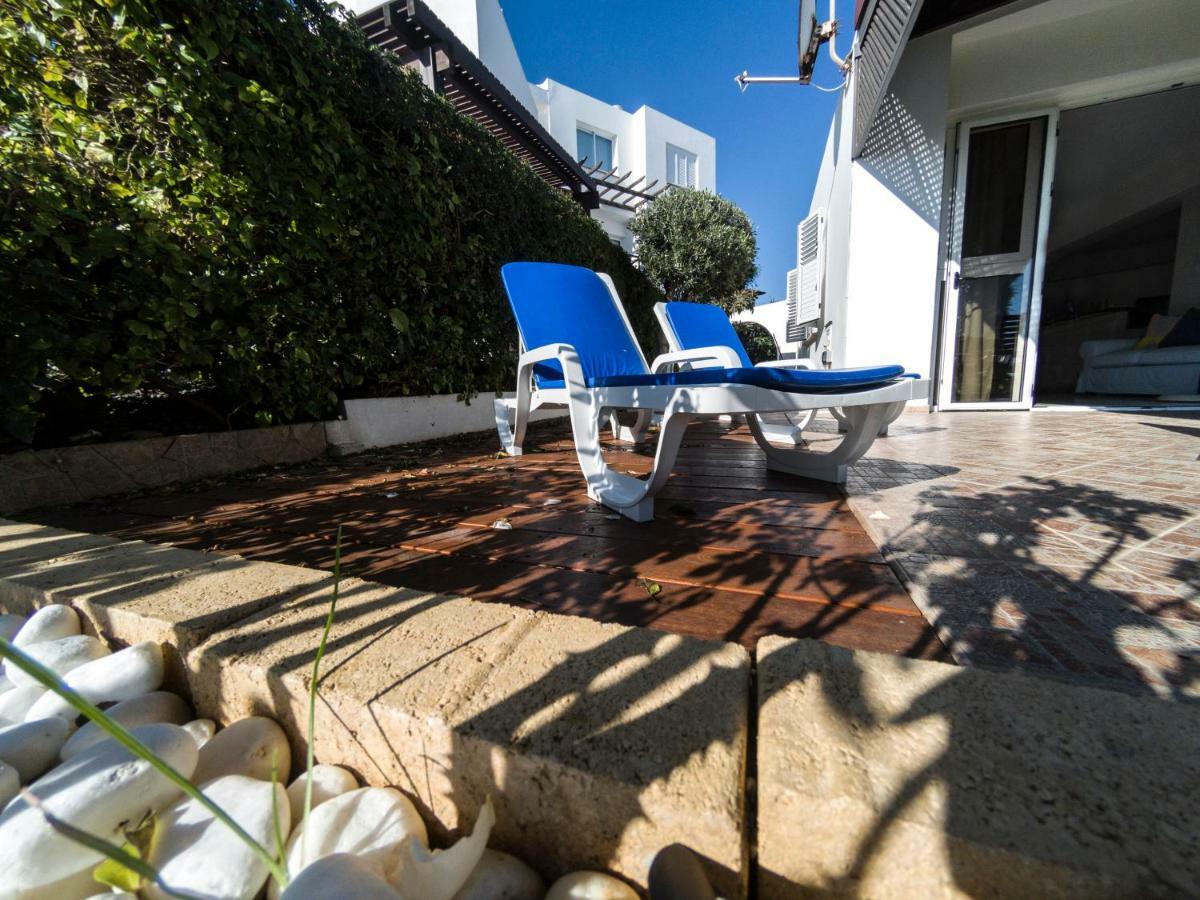 Blue Bay Beach House Larnaca Esterno foto